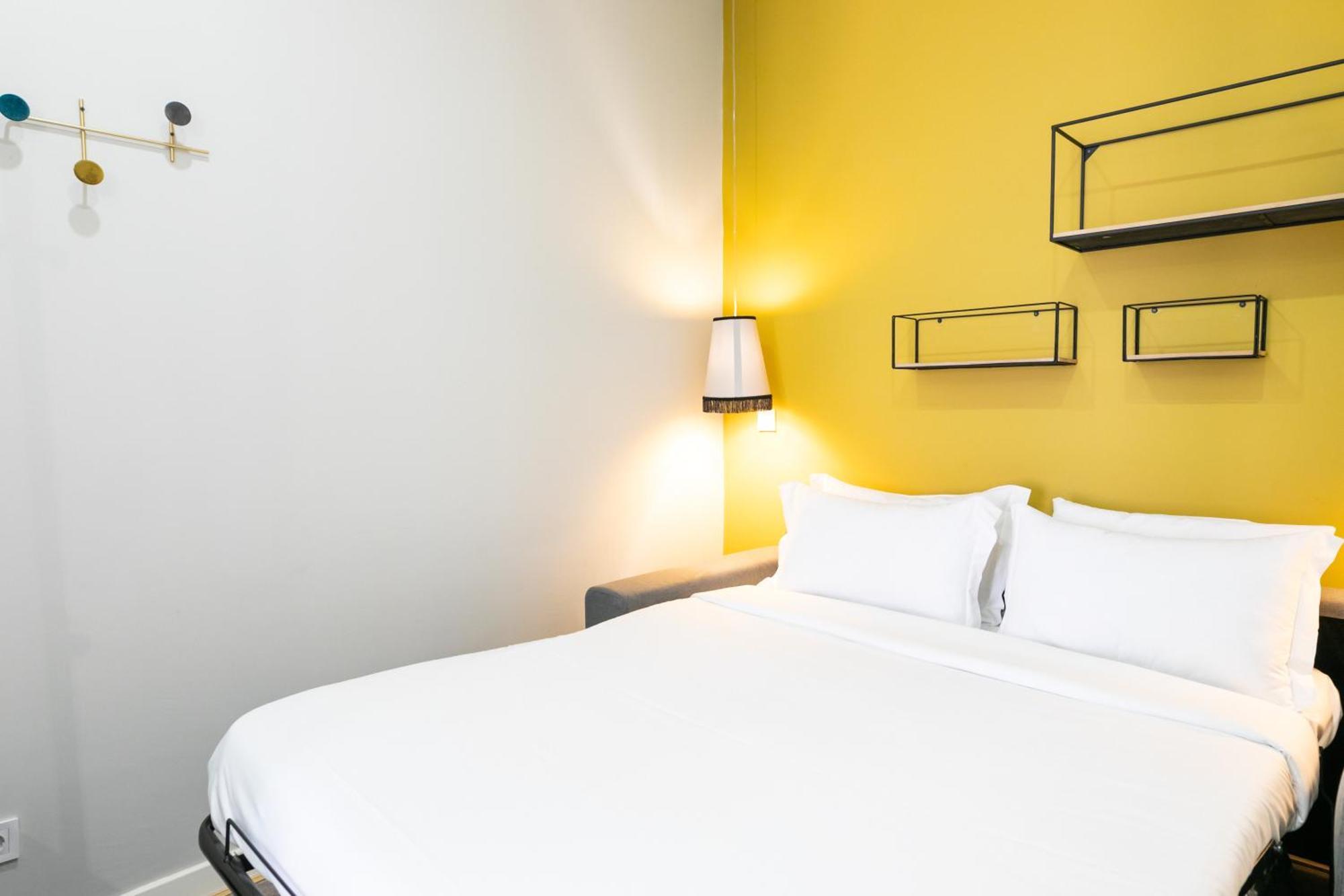 85 & By Ridan Lissabon